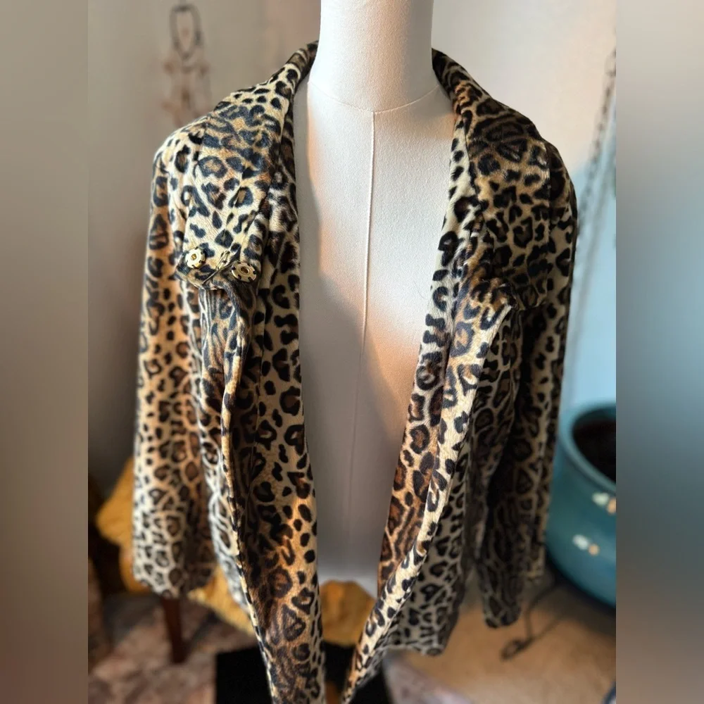 Jaclyn Smith chic faux